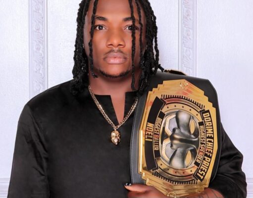 Ndeli don carry him DOLIME act enter UK ooooo